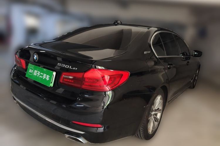 Used BMW 5 Series New Energy 2019 530Le Luxury Package Rear Right 45 Deg