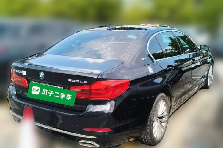 Used BMW 5 Series New Energy 2019 530Le Luxury Package Rear Right 45 Deg