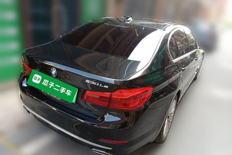 Used BMW 5 Series New Energy 2019 530Le Luxury Package Rear Right 45 Deg
