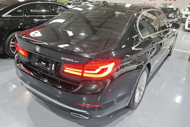 Used BMW 5 Series New Energy 2019 Updated Version 530Le Luxury Package Rear Right 45 Deg