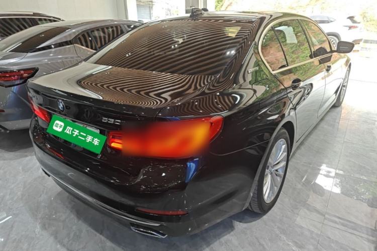 Used BMW 5 Series New Energy 2019 530Le Luxury Package Rear Right 45 Deg