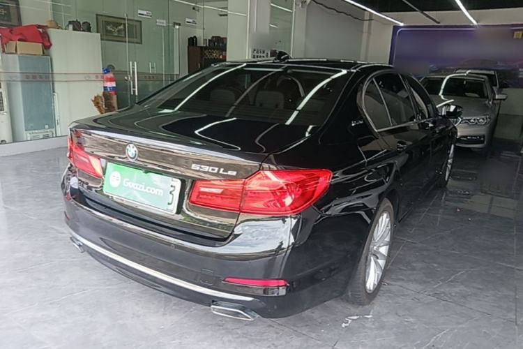 Used BMW 5 Series New Energy 2019 530Le Luxury Package Rear Right 45 Deg