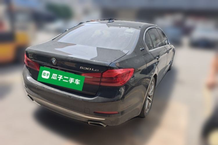 Used BMW 5 Series New Energy 2019 530Le Luxury Package Rear Right 45 Deg