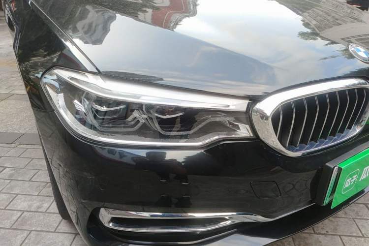 Used BMW 5 Series New Energy 2019 530Le Luxury Package Right Front Headlight