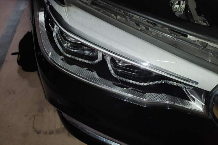 Used BMW 5 Series New Energy 2019 Updated Version 530Le Luxury Package Right Front Headlight