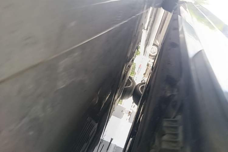 Used BMW 5 Series New Energy 2019 Updated 530Le Pioneer Edition Right Side Sill
