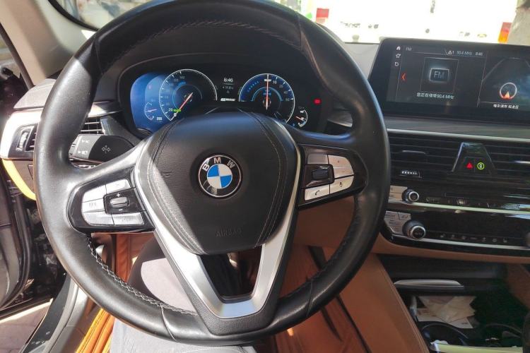 Used BMW 5 Series New Energy 2019 530Le Luxury Package Steering Wheel
