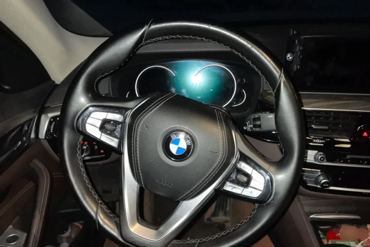 Used BMW 5 Series New Energy 2019 530Le Luxury Package Steering Wheel