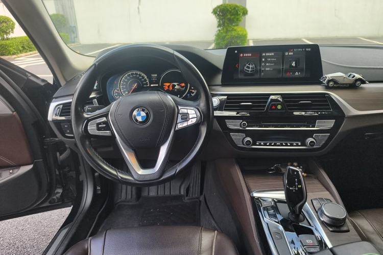 Used BMW 5 Series New Energy 2019 530Le Luxury Package Steering Wheel