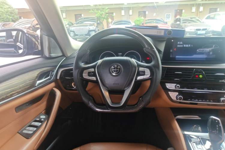 Used BMW 5 Series New Energy 2019 Updated Version 530Le Luxury Package Steering Wheel
