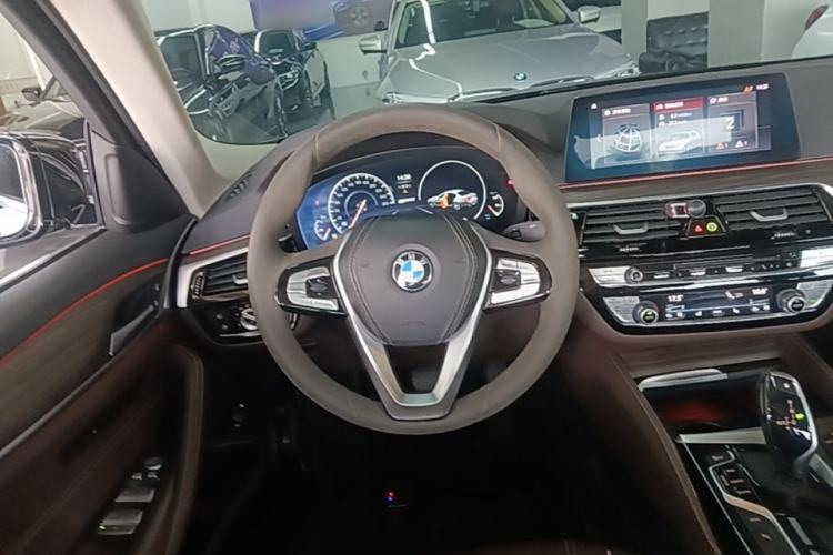 Used BMW 5 Series New Energy 2019 530Le Luxury Package Steering Wheel