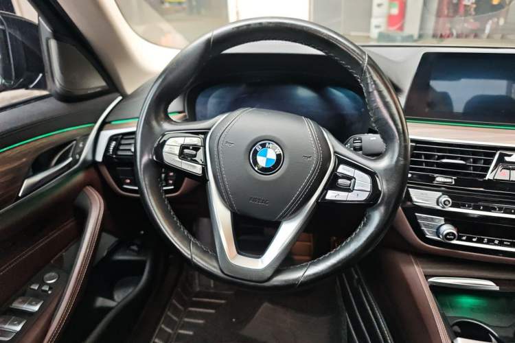 Used BMW 5 Series New Energy 2019 530Le Pioneer Edition Steering Wheel