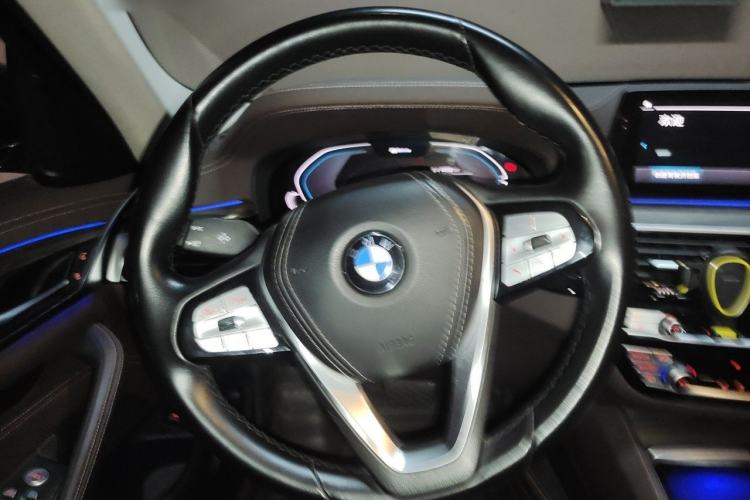 Used BMW 5 Series New Energy 2019 Updated Version 530Le Luxury Package Steering Wheel
