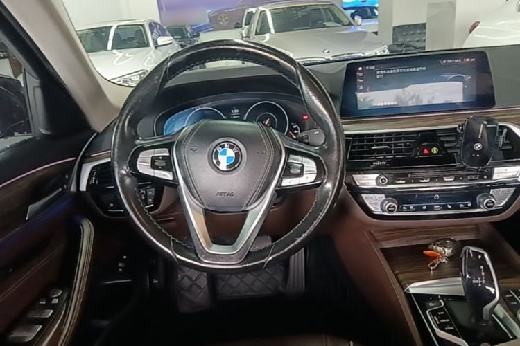 Used BMW 5 Series New Energy 2019 Updated Version 530Le Luxury Package Steering Wheel