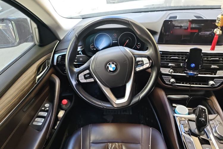 Used BMW 5 Series New Energy 2019 530Le Luxury Package Steering Wheel