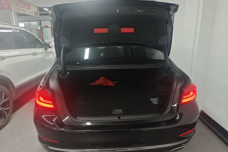 Used BMW 5 Series New Energy 2019 530Le Luxury Package Trunk