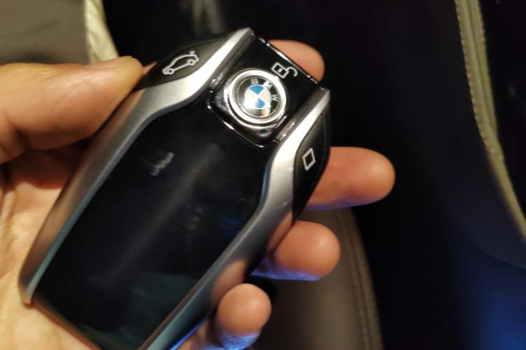 Used BMW 5 Series New Energy 2019 530Le Pioneer Edition Vehicle Key