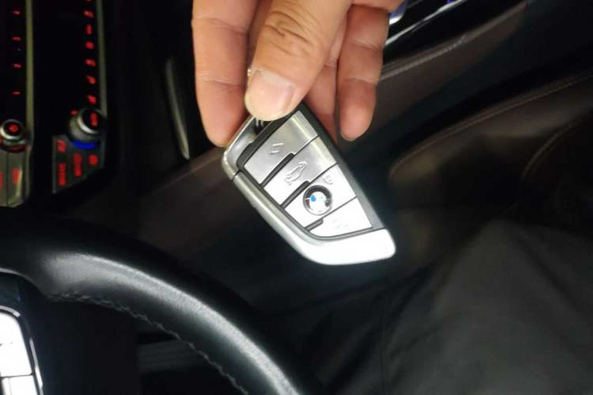 Used BMW 5 Series New Energy 2019 530Le Pioneer Edition Vehicle Key