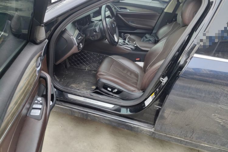 Used BMW 5 Series New Energy 2019 530Le Luxury Package Driver Seat