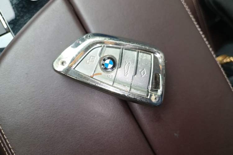 Used BMW 5 Series New Energy 2019 Updated Version 530Le Luxury Package Vehicle Key
