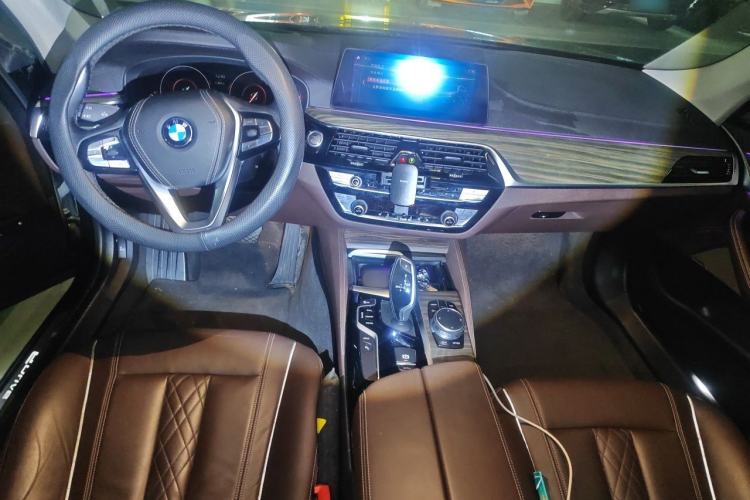 Used BMW 5 Series New Energy 2019 530Le Luxury Package Center Console