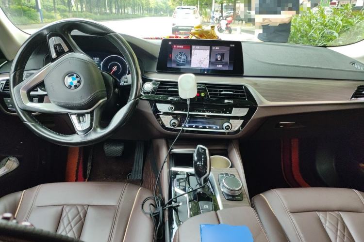 Used BMW 5 Series New Energy 2019 530Le Luxury Package Center Console