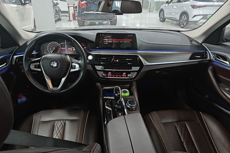 Used BMW 5 Series New Energy 2019 530Le Luxury Package Center Console