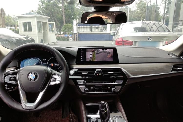Used BMW 5 Series New Energy 2019 530Le Luxury Package Center Console