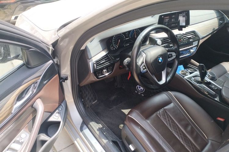 Used BMW 5 Series New Energy 2019 Updated Version 530Le Luxury Package Driver Seat