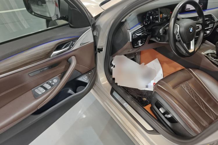 Used BMW 5 Series New Energy 2019 Updated Version 530Le Luxury Package Driver Seat