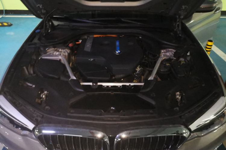 Used BMW 5 Series New Energy 2019 530Le Luxury Package Engine Bay