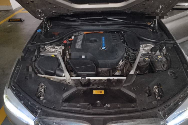 Used BMW 5 Series New Energy 2019 530Le Luxury Package Engine Bay
