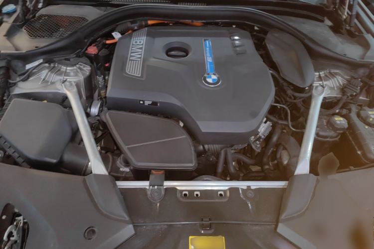 Used BMW 5 Series New Energy 2019 Updated 530Le Pioneer Edition Engine Bay