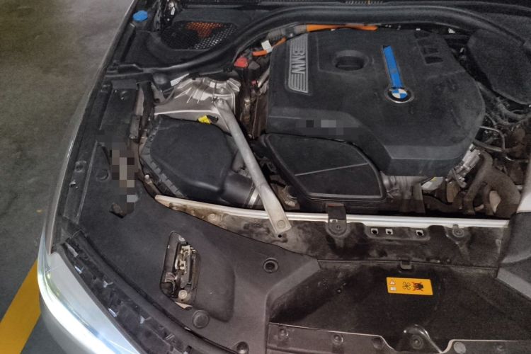 Used BMW 5 Series New Energy 2019 530Le Luxury Package Engine Bay Right
