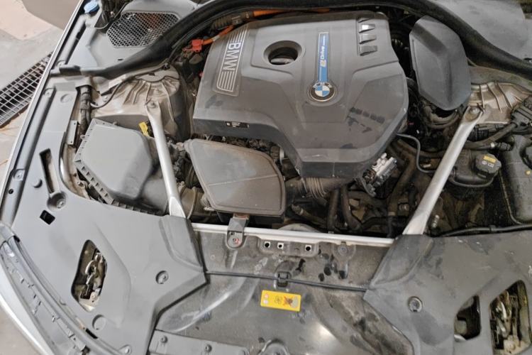 Used BMW 5 Series New Energy 2019 Updated Version 530Le Luxury Package Engine Bay