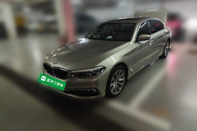 BMW 5 Series New Energy 2019 530Le Luxury Package usata