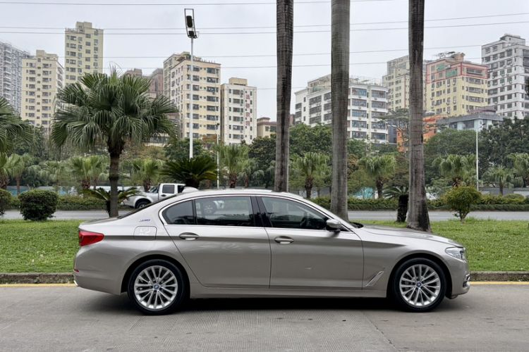 Used BMW 5 Series New Energy 2019 530Le Luxury Package Exterior 2