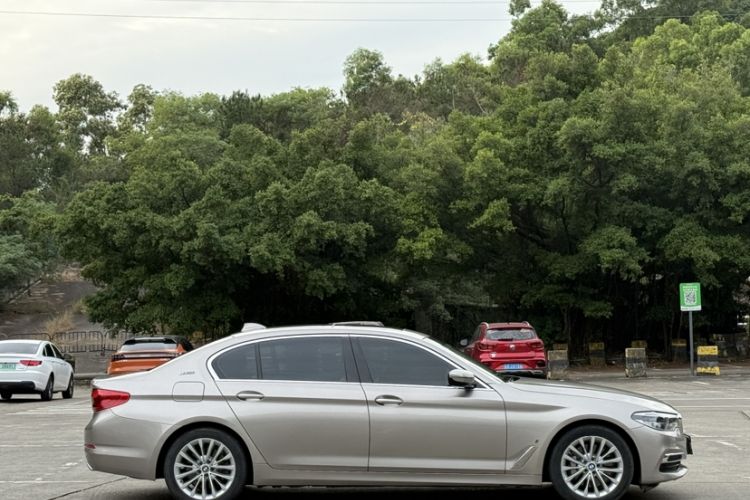 Used BMW 5 Series New Energy 2019 Updated Version 530Le Luxury Package Exterior 6