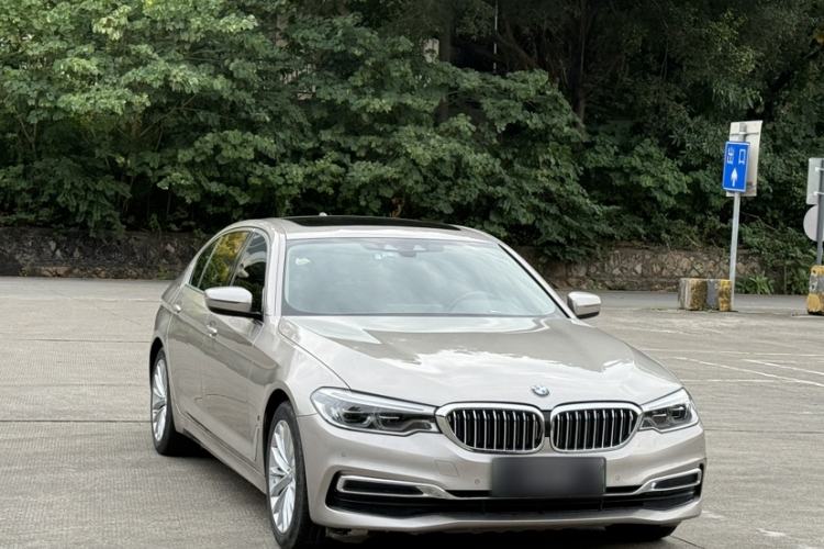 Used BMW 5 Series New Energy 2019 Updated Version 530Le Luxury Package Exterior 7