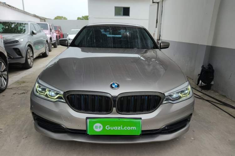 Used BMW 5 Series New Energy 2019 530Le Luxury Package Front