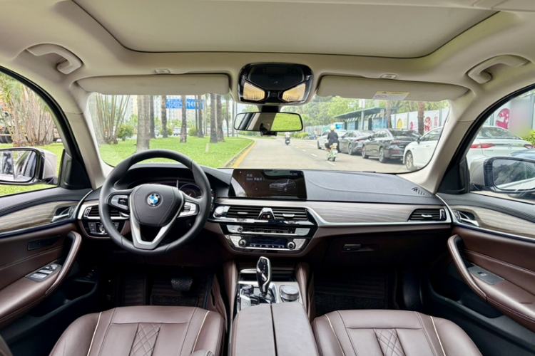 Used BMW 5 Series New Energy 2019 530Le Luxury Package Interior 5