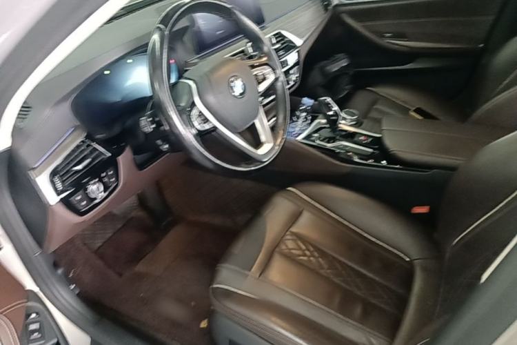 Used BMW 5 Series New Energy 2019 530Le Luxury Package Left Front Seat