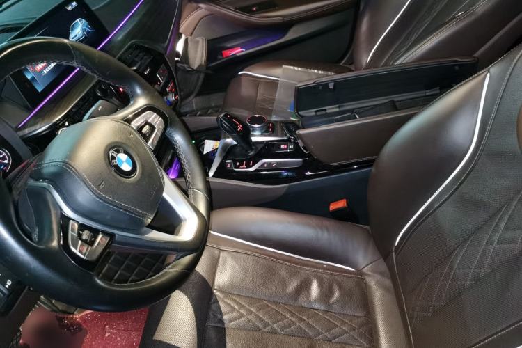 Used BMW 5 Series New Energy 2019 530Le Luxury Package Left Front Seat