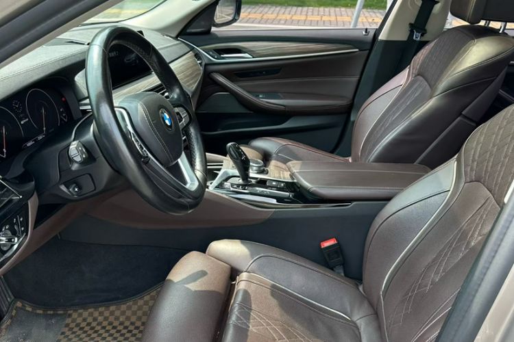 Used BMW 5 Series New Energy 2019 Updated 530Le Pioneer Edition Left Front Seat