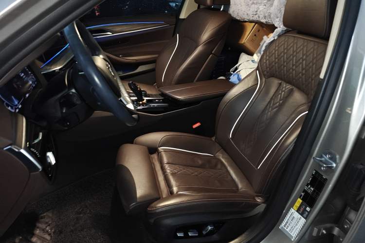 Used BMW 5 Series New Energy 2019 530Le Pioneer Edition Left Front Seat