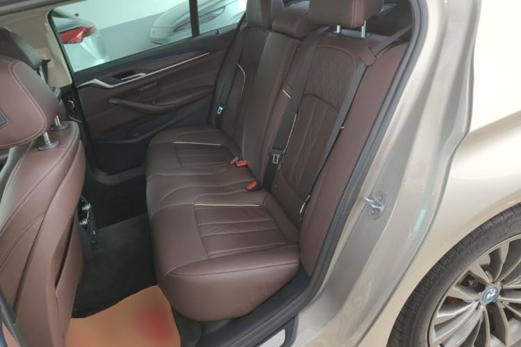 Used BMW 5 Series New Energy 2019 530Le Luxury Package Left Rear Seat