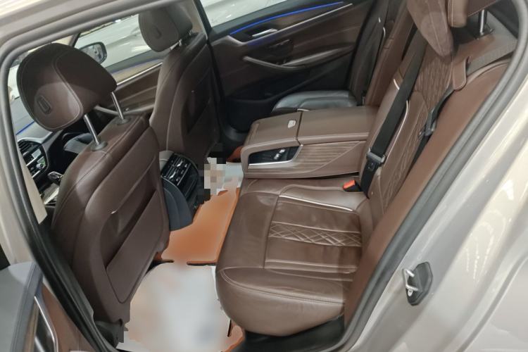 Used BMW 5 Series New Energy 2019 Updated Version 530Le Luxury Package Left Rear Seat