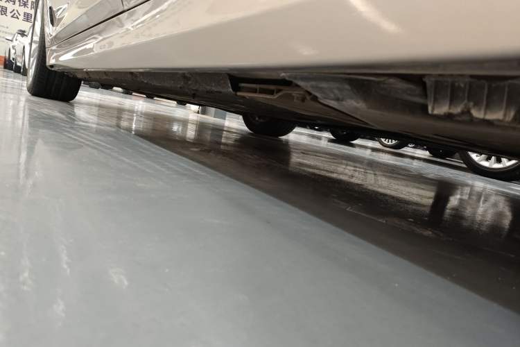 Used BMW 5 Series New Energy 2019 Updated Version 530Le Luxury Package Left Side Sill