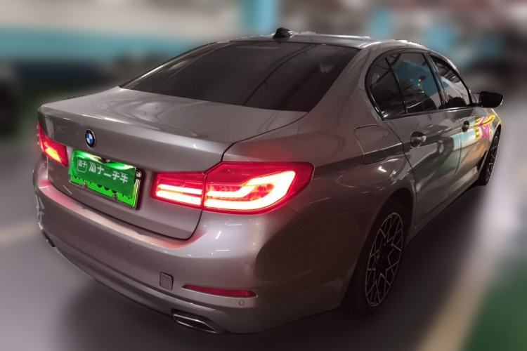 Used BMW 5 Series New Energy 2019 Updated Version 530Le Luxury Package Rear Right 45 Deg