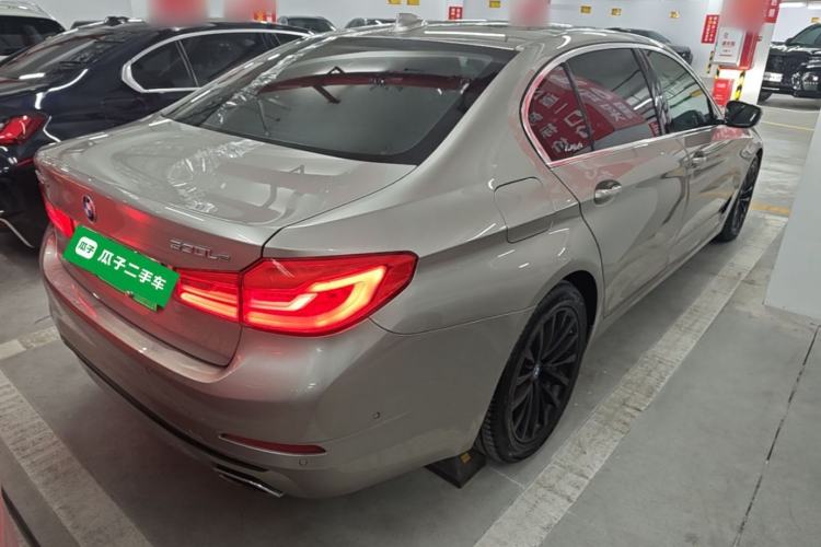 Used BMW 5 Series New Energy 2019 Updated Version 530Le Luxury Package Rear Right 45 Deg